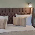 Otel Jeweller