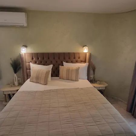 Jeweller Hotel